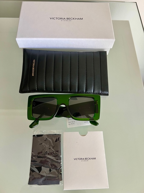 VICTORIA BECKHAM VB677S Transparent Green Sunglasses main image 16